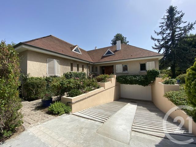 - MAISONS LAFFITTE -