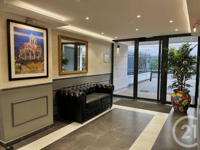 - MAISONS LAFFITTE -